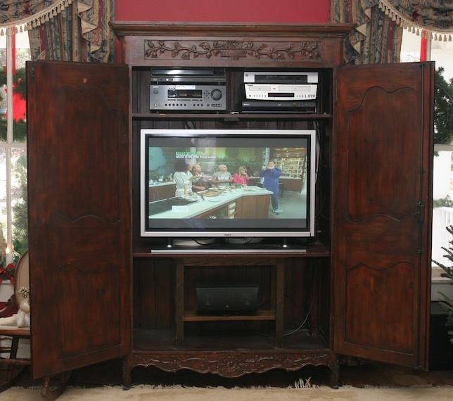 Converted wardrobe holds 42" Plasma tv, surround receiver, blu-ray player, CD changer, VCR/DVD combo, Cable HD, center channel speaker